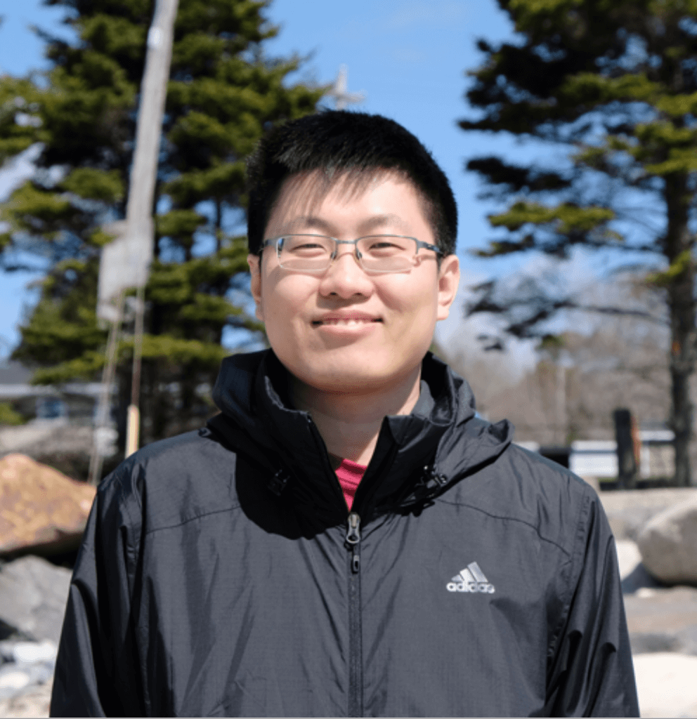 Zichao Yan est étudiant en première année de doctorat à McGill et au Mila sous la supervision de Pr. Blanchette et du Pr. Hamilton